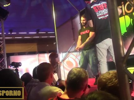 Español pelirroja porno de follando en el escenario